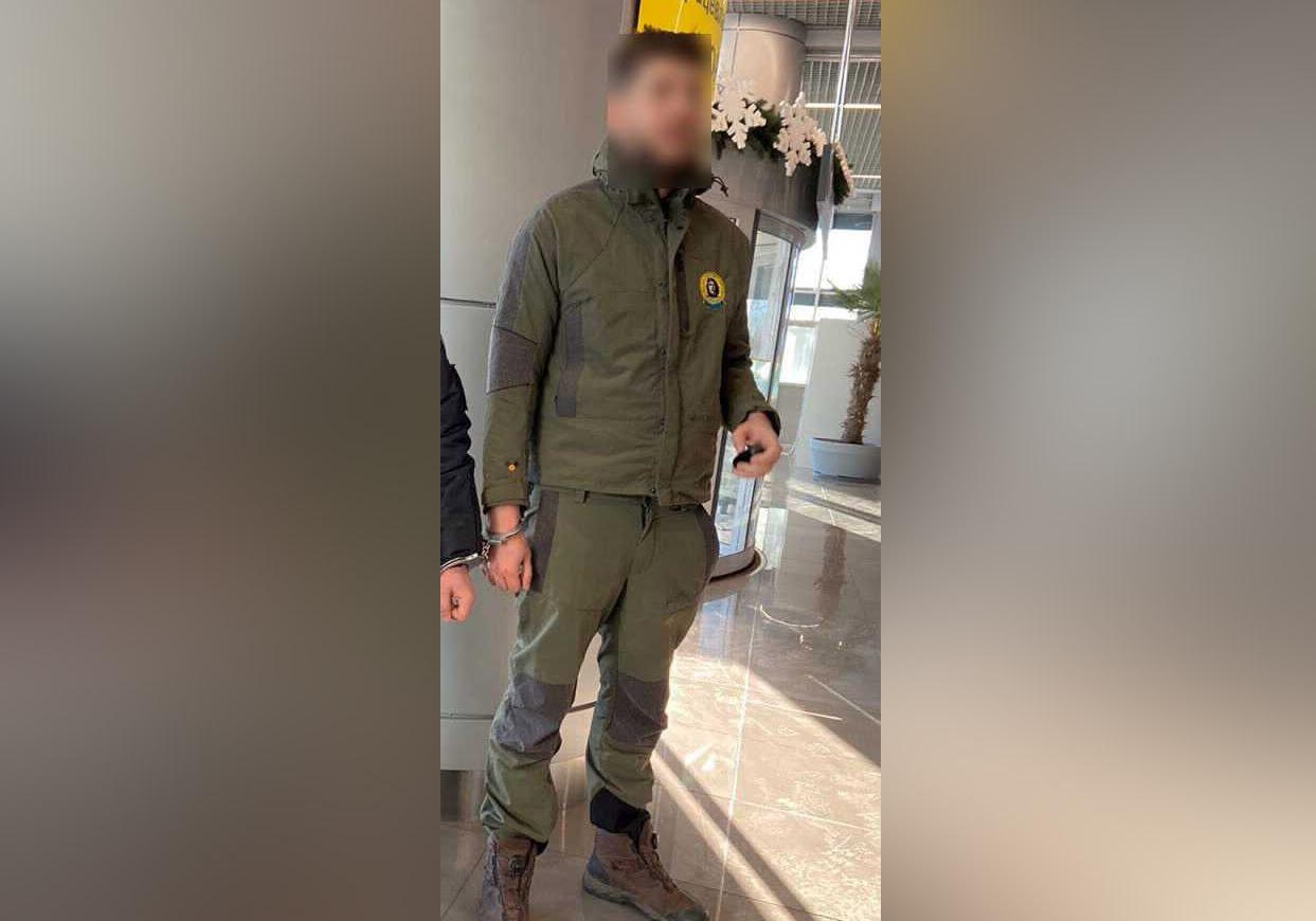 Лжеминеру Одесского аэропорта сообщили о подозрении 