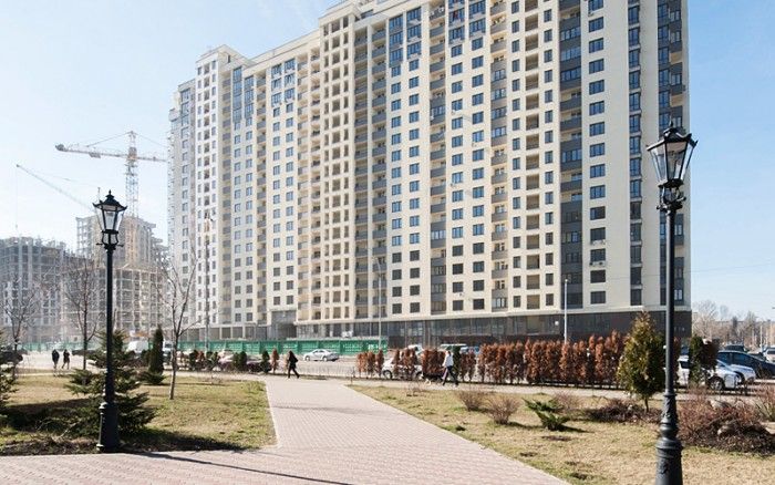 Оборвался трос: в ЖК на Теремках рухнул лифт с пассажирами