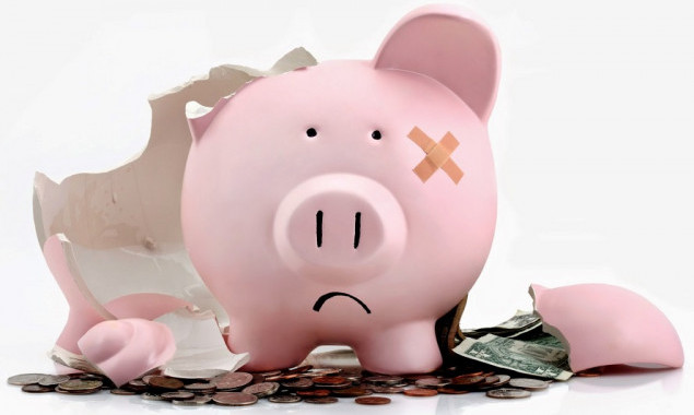 Что грозит клиентам: крымский банк спасают от банкротства