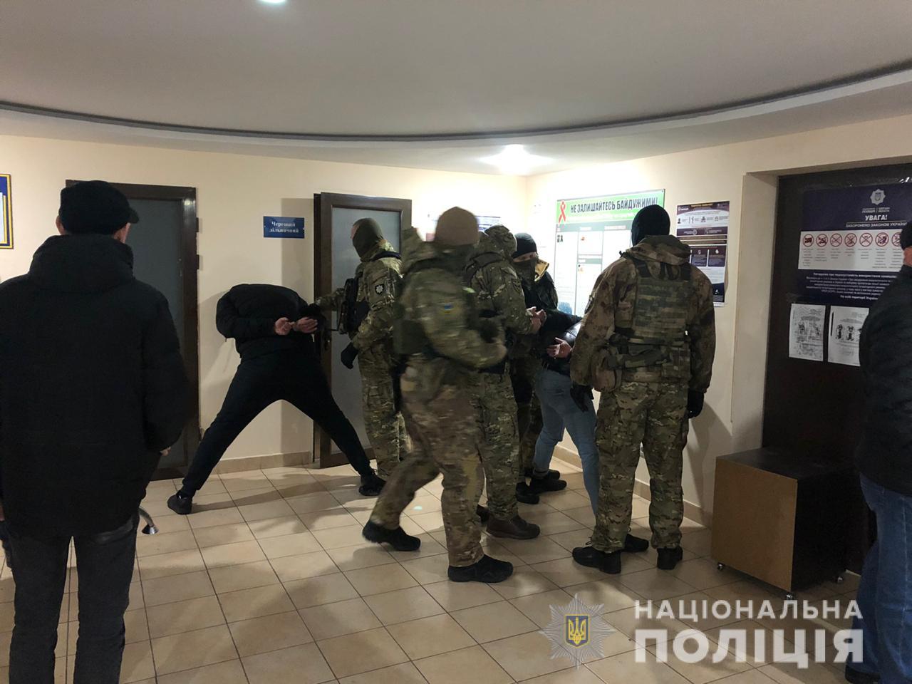 В Одессе со стрельбой ограбили инкасаторов Фото: Нацполиция