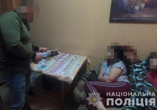В Одессе молодая девушка открыла бордель Фото: Нацполиция 