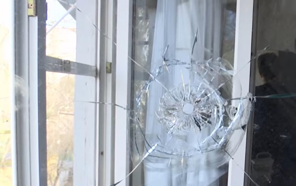 В Одессе неизвестные стреляют по окнам жилого дома Фото: Корреспондент 