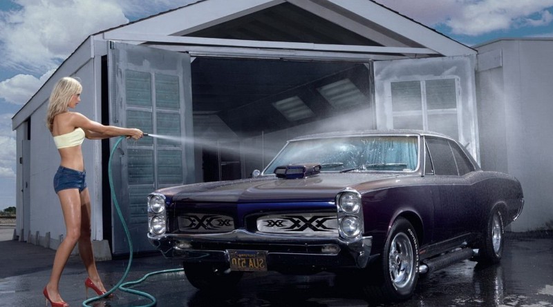 Прикрути: автомойки Симферополя просят экономить воду