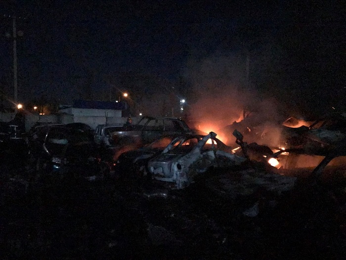 На Тираспольском шоссе горело более 20-ти авто. Фото ГСЧС

