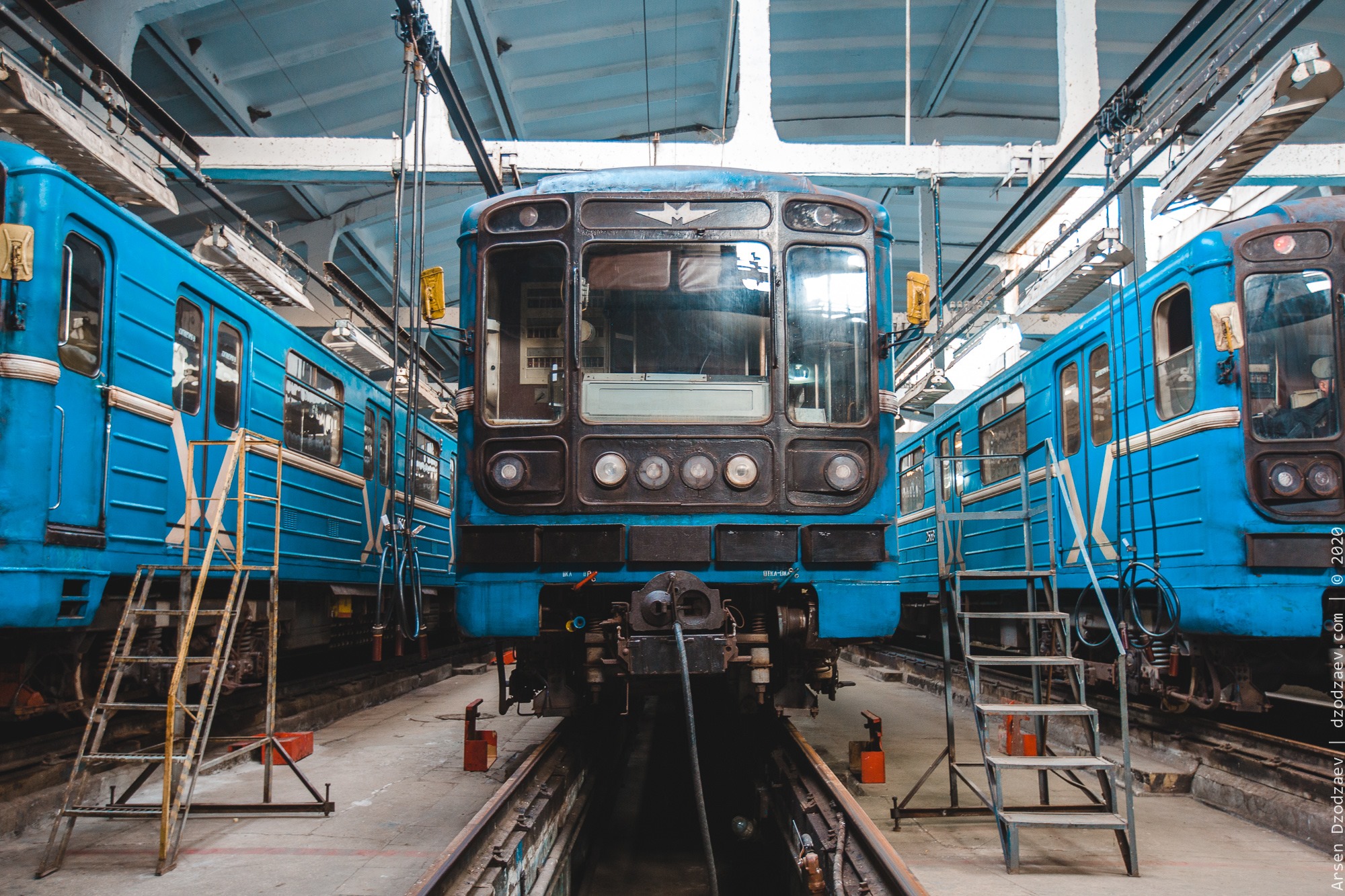 Сгоняй на экскурсию не выходя из дома: как выглядит днепровский метрополитен изнутри (фото)