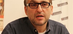 Памятник Джону Леннону «ждал» помощи Александра Сина 