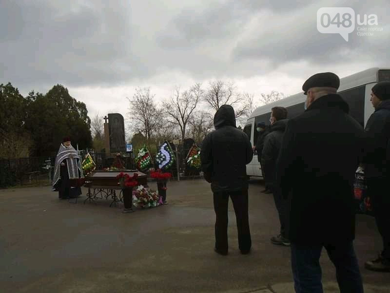 Похороны известного шахматиста. Фото: 048~.jpg (64 KB)