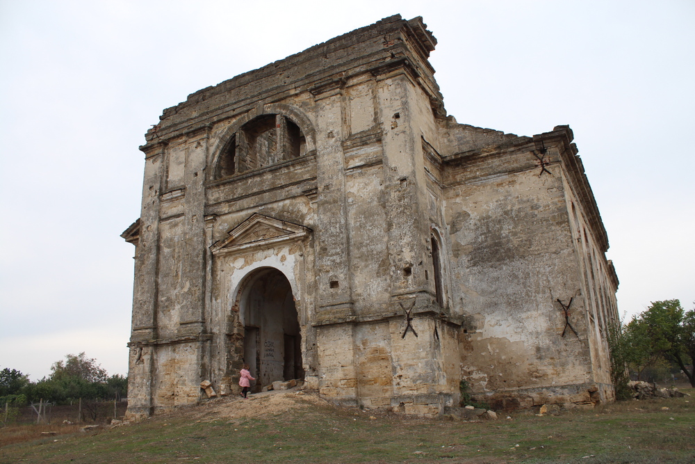 Католическая церковь Рождества Пресвятой Девы Марии. Фото автора
