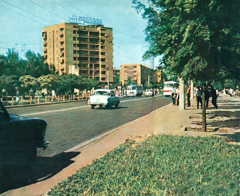 Улица Космонавтов угол Филатова. Фото: doc-men.livejournal.com