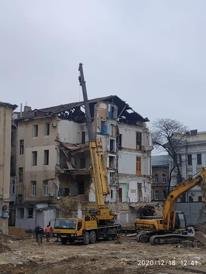 Разбор дома на Торговой. Фото: Александр Авдеев