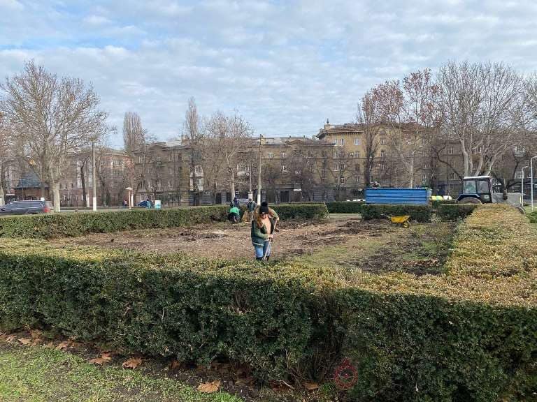 Михаил Саакашвили отреагировал на снос "хатынки" возле ОГА. Фото: Дина Базиленко