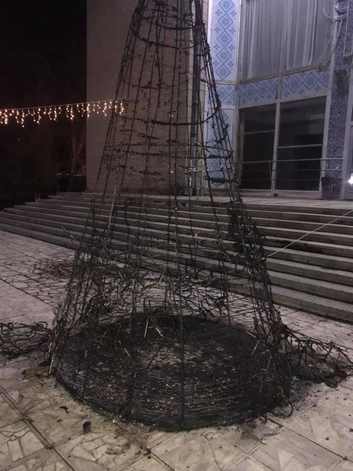 Новогодняя елка в Кубее. Фото: Кубейская громада/Facebook