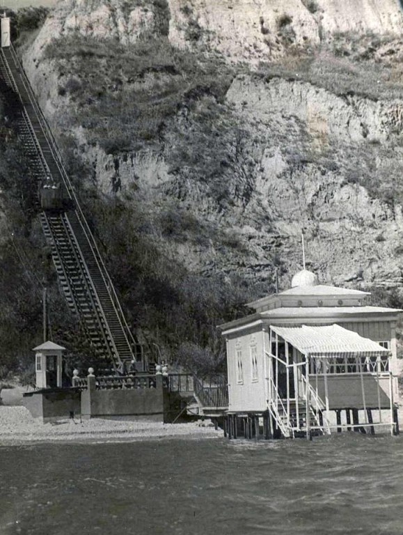 Фуникулер на 16-й станции Фонтана. Фото: odessatrolley.com