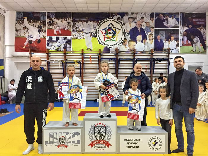 Возле Пищевой академии сносят спортивный клуб. Фото: "Культурометр"