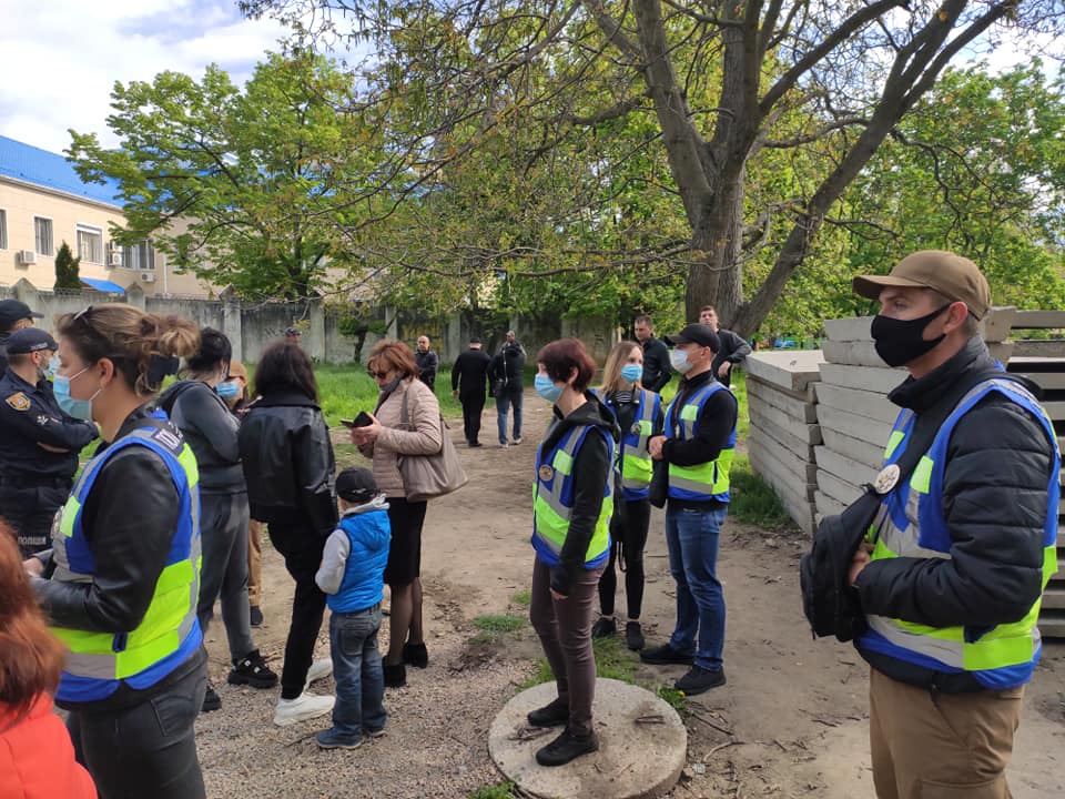 На Черемушках суд намерен захватить зеленую зону. Фото: Елена Астрахович