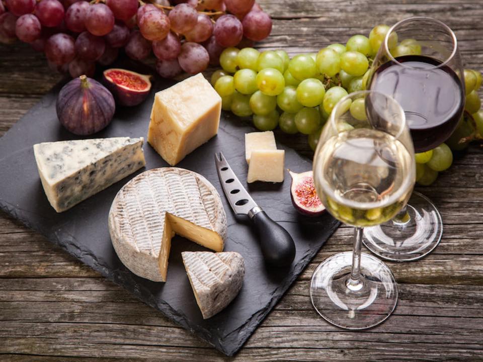 LE PETIT PARIS. Фото: Facebook заведения