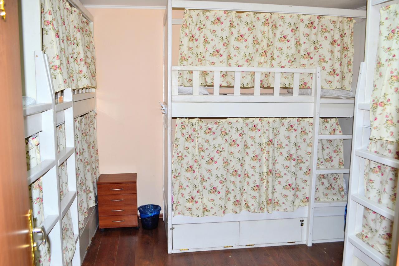 Hostel N1 DOM Фото: Booking