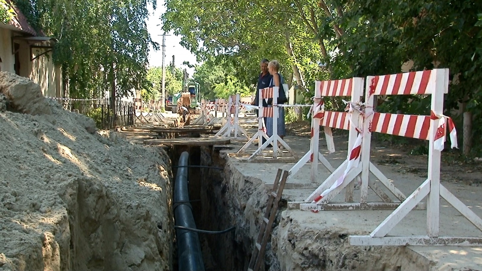 Замена водопровода на Демченко Фото горсовета
