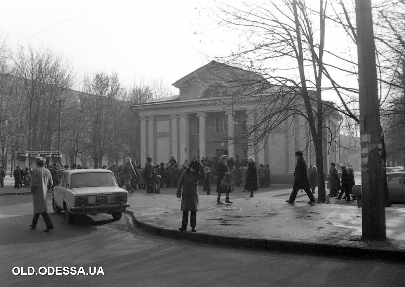 Кинотеатр &laquo;Вымпел&raquo;, 1980-е годы. Источник: viknaodessa