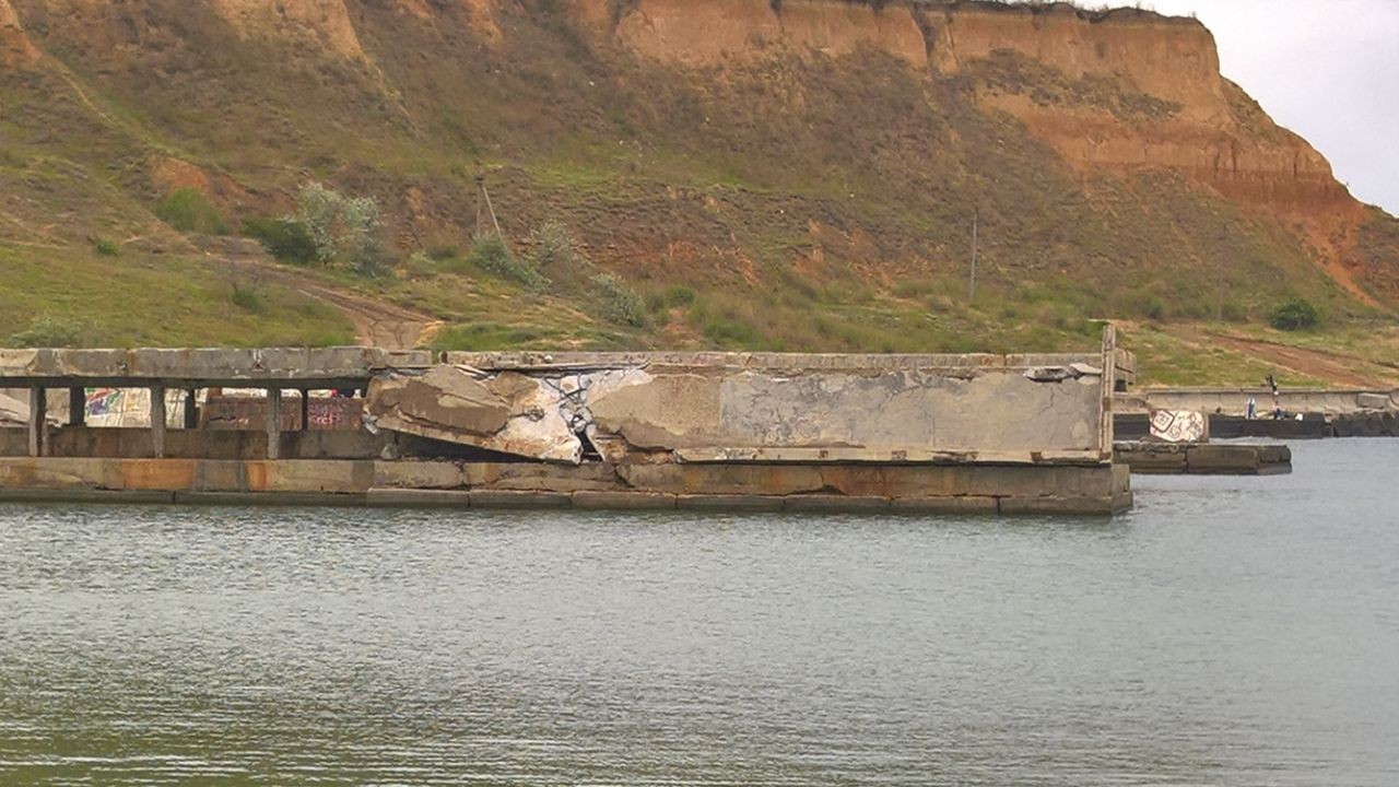 Пирс на Монастырском пляже. Фото горсовета