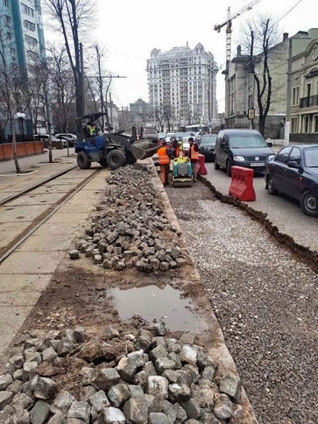 На Французском бульваре начался ремонт. Фото горсовета