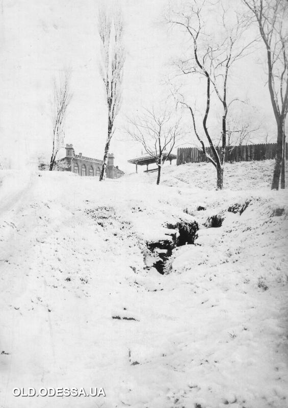 Херсонский сквер. 1910-е годы. Источник: viknaodessa.od.ua