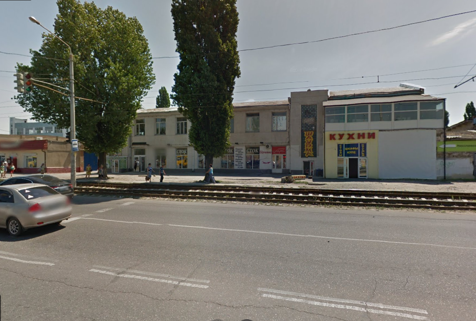 Остановка трамваев и маршруток. Скрин Google