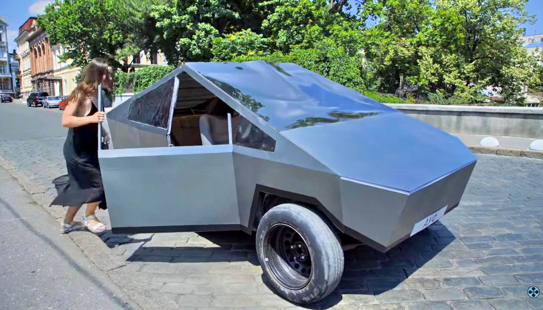 Кадр из клипа