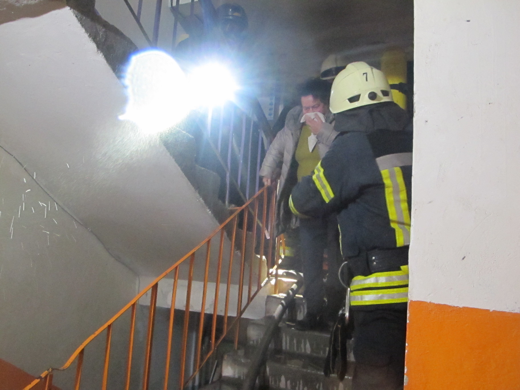 Пожар на Королева. Фото: ГСЧС