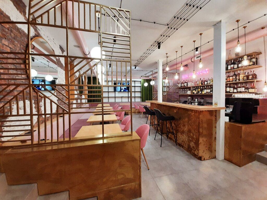 Планета игр Фото: Yandex