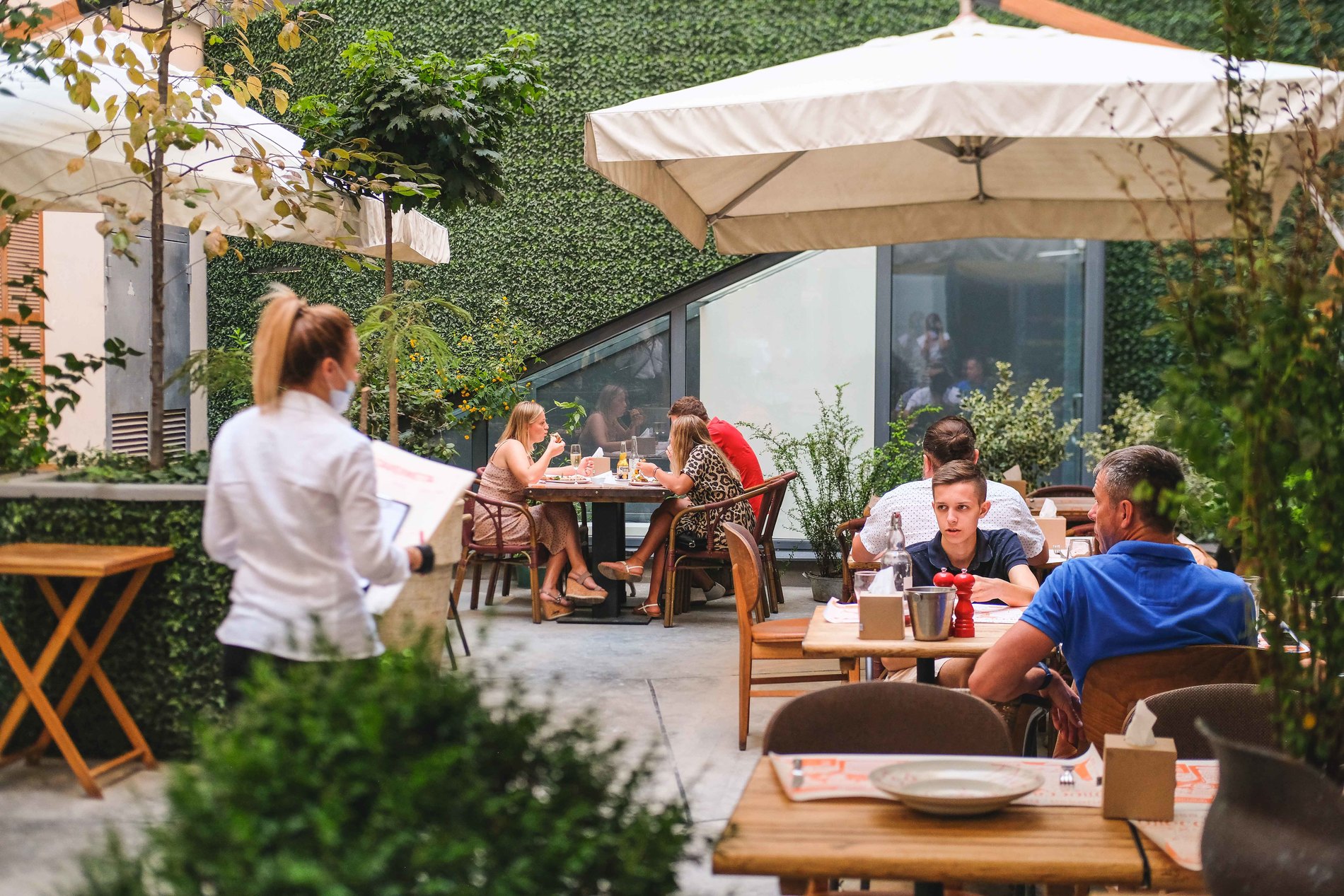 Tavernetta. Pizza & Prosecco Фото: the-village