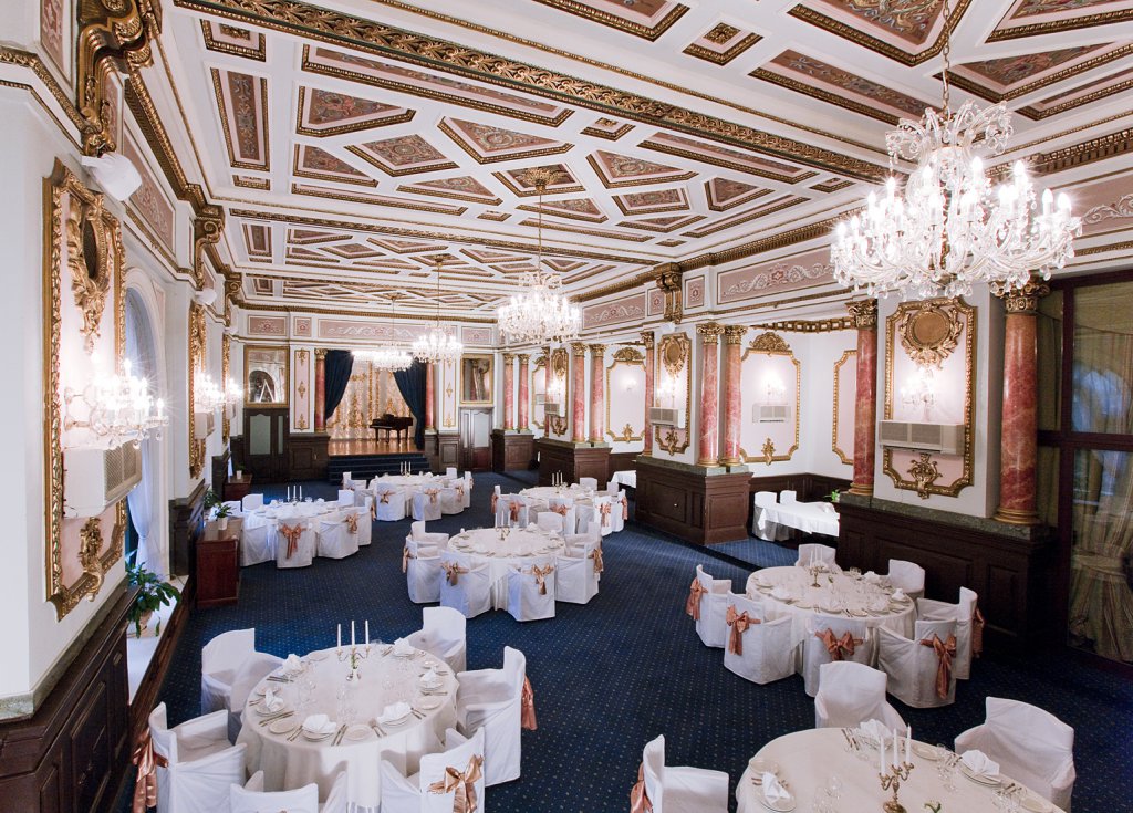 Лондонская СПА Отель Фото: Booking