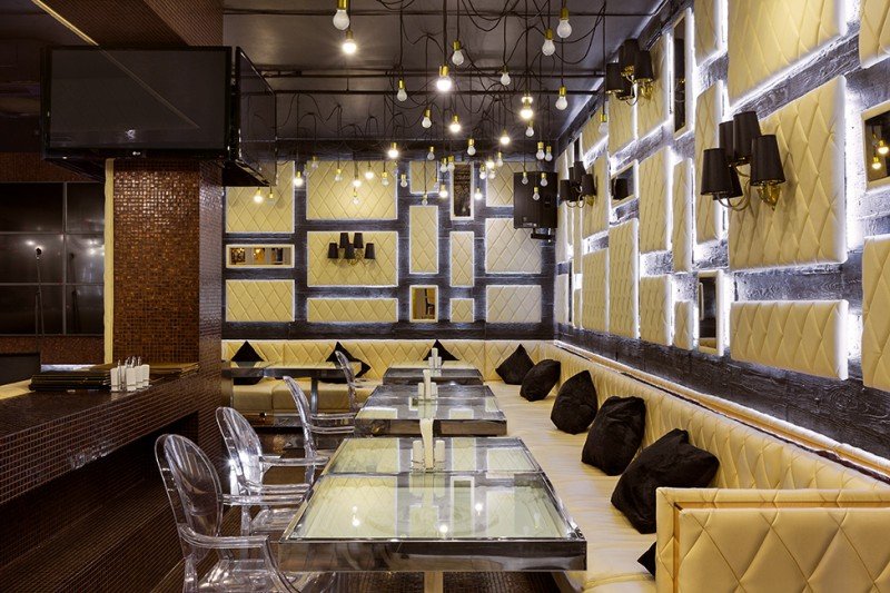 Bright Club & Karaoke Rooms. Фото: Facebook-страница заведения