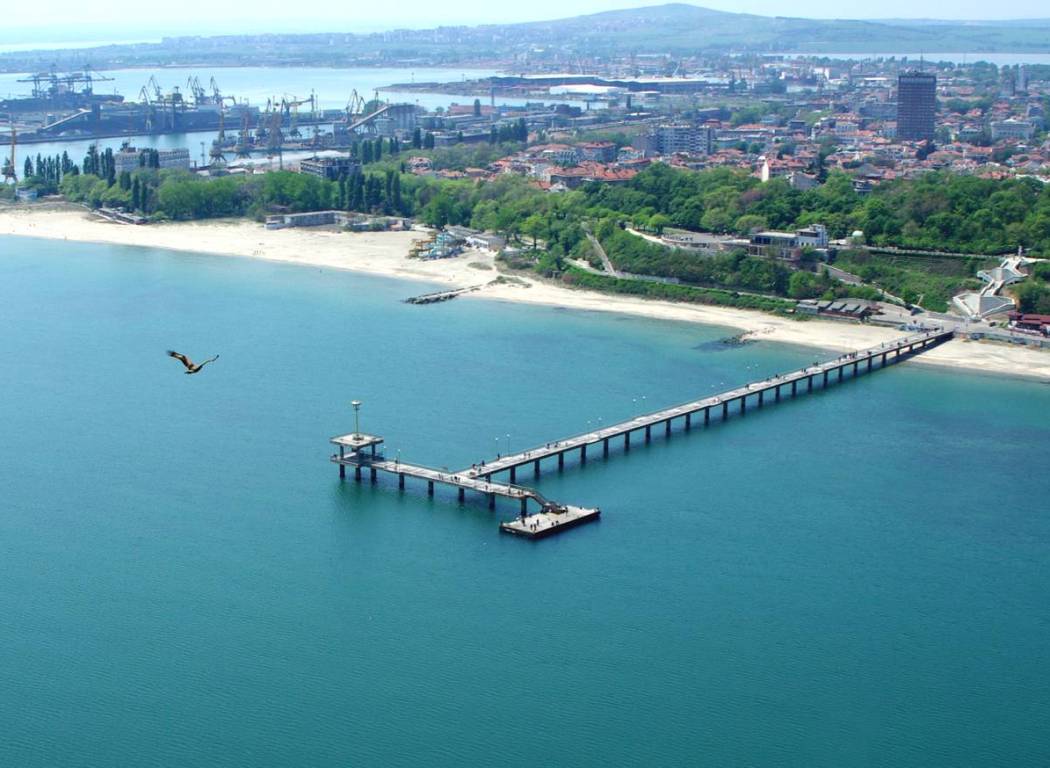 Бургас. Фото: travelask.ru