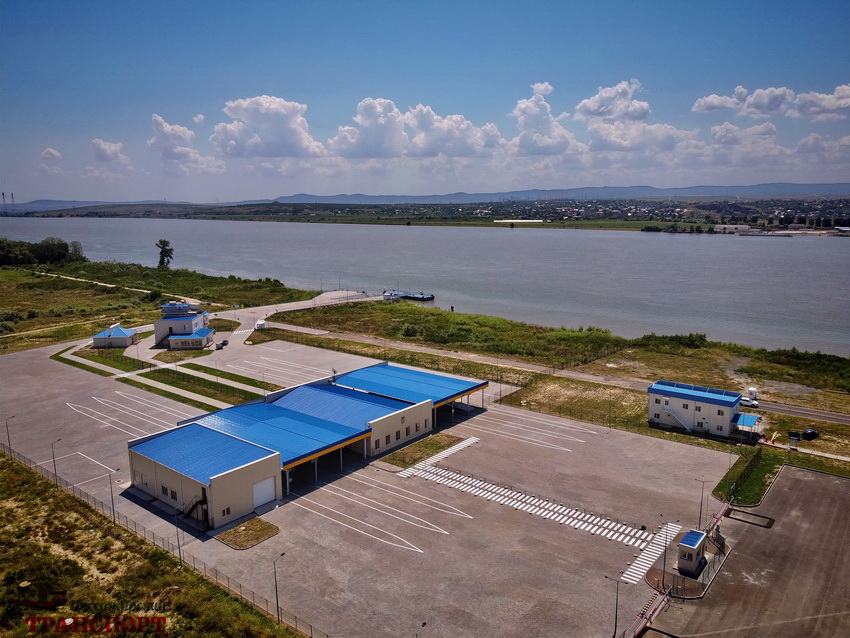 Паромная переправа Фото: Пассажирский транспорт 