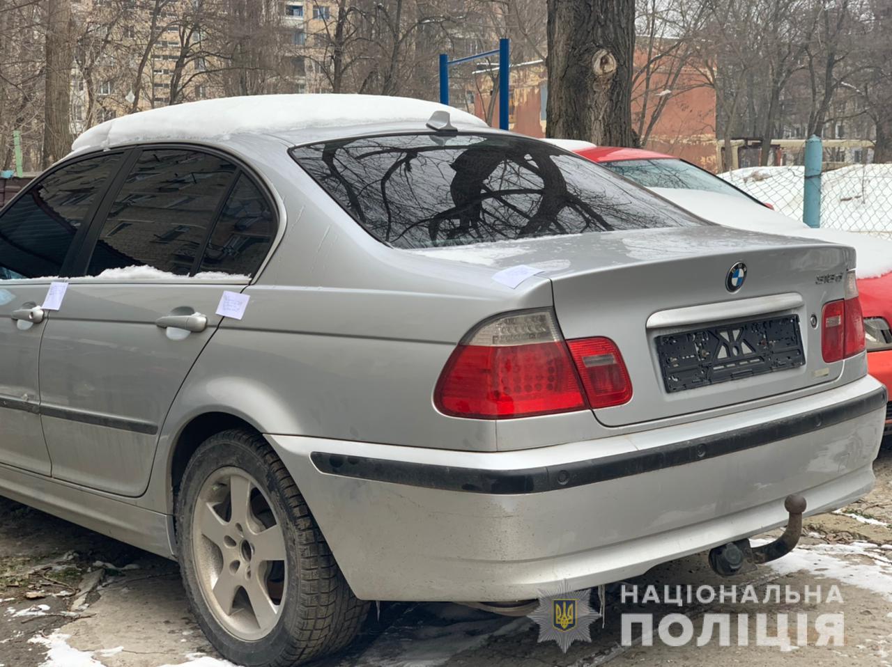 Угнал машину с помощью эвакуатора. Фото: Нацполиция