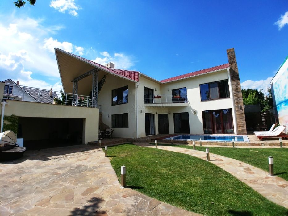 Дом с джакузи и турецкой баней. Фото автора