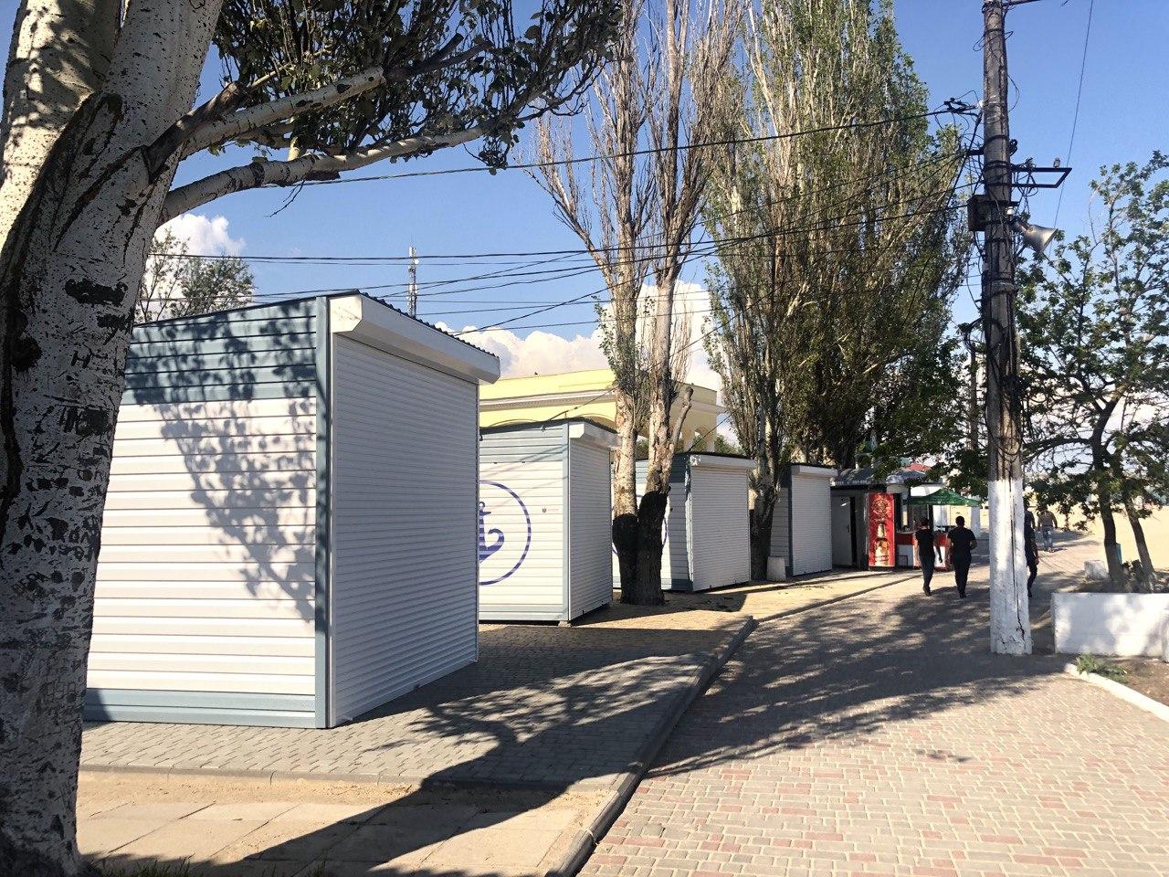 Закрытые киоски Фото автора