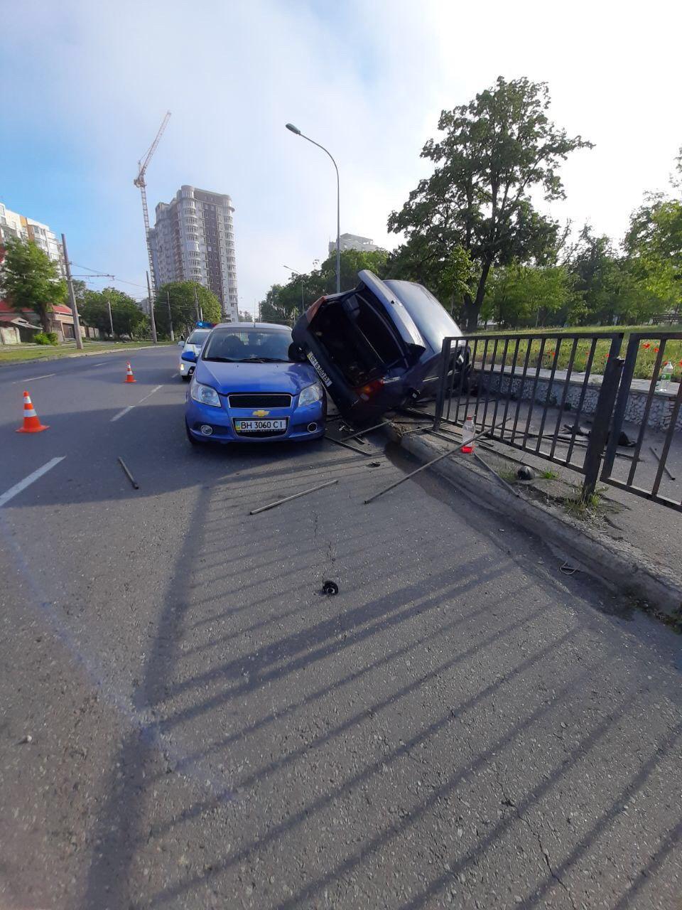 День в Одессе начался с нескольких ДТП - Одесса Vgorode.ua