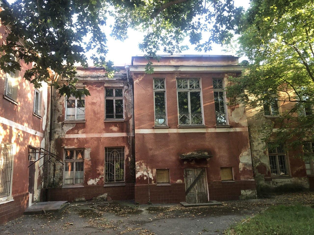 Остатки былой роскоши: прогулка по санаторию Чкалова в Одессе 