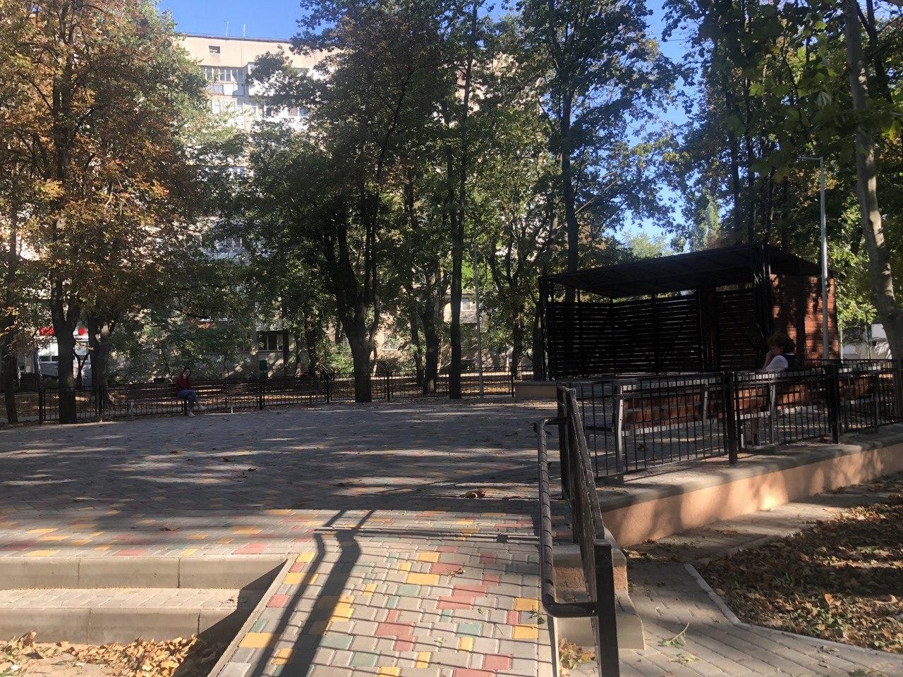Сквер у "Вымпела" Фото автора