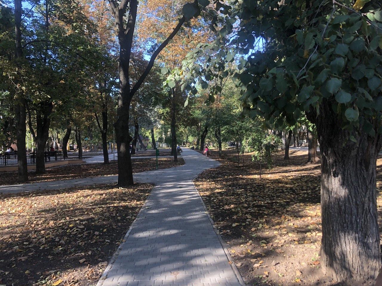 Сквер у "Вымпела" Фото автора