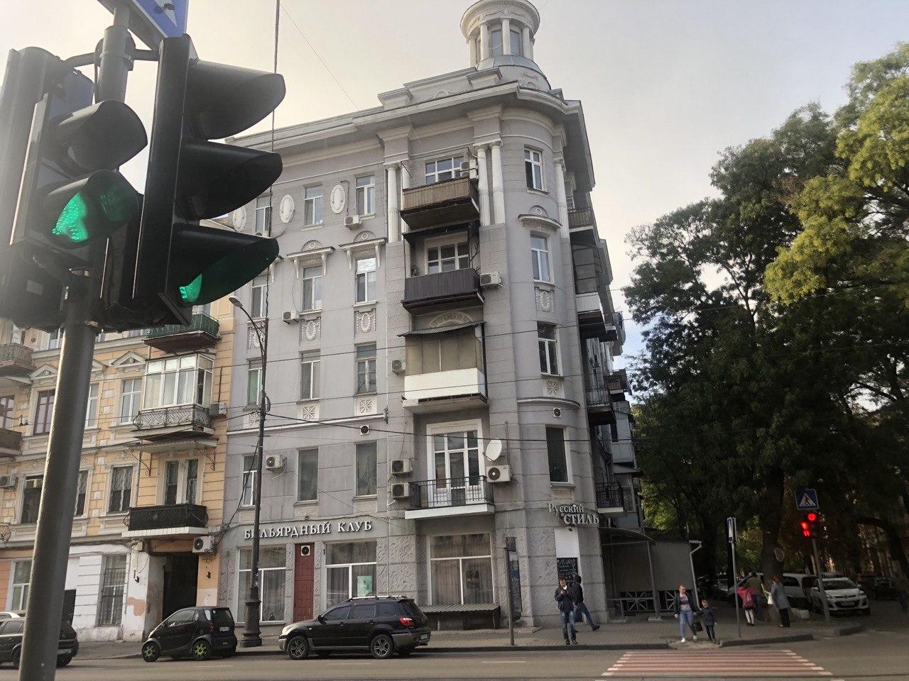 Дом Рудь с башенкой на пересечении с Тираспольской. Фото автора