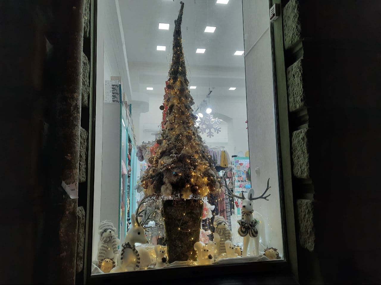 Новогодний декор в Одессе. Фото: Марина Повертайло 