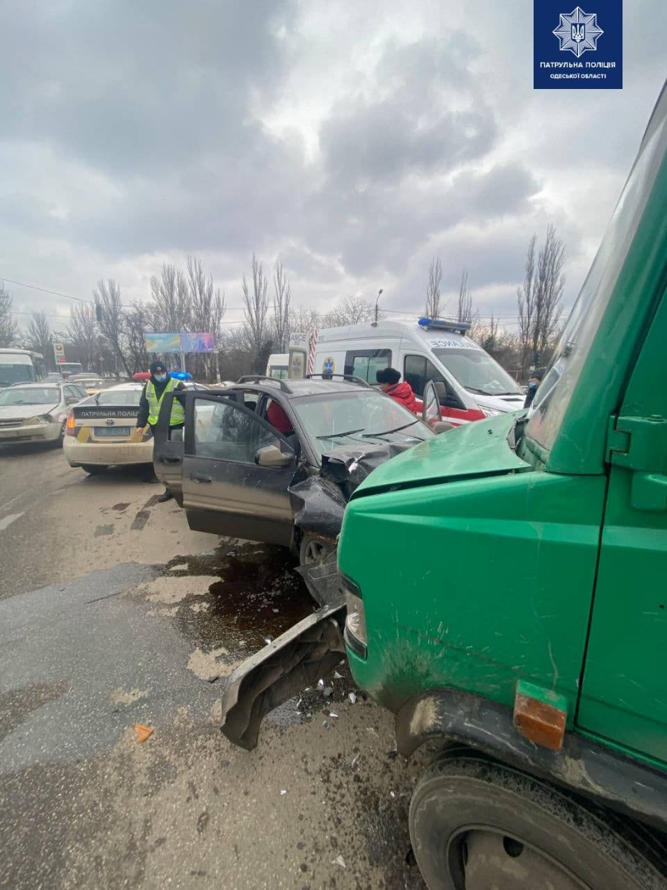 ДТП возле аэропорта. Фото: Патрульная полиция