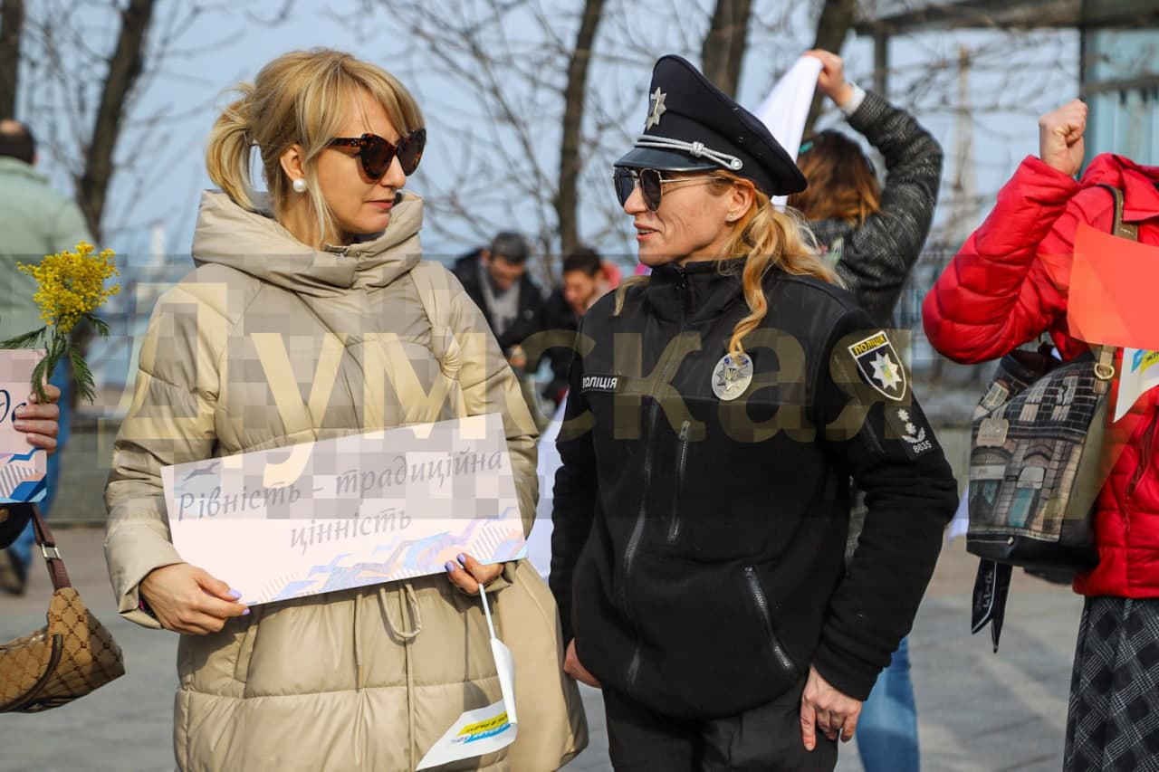 Марш женщин. Фото: Думская