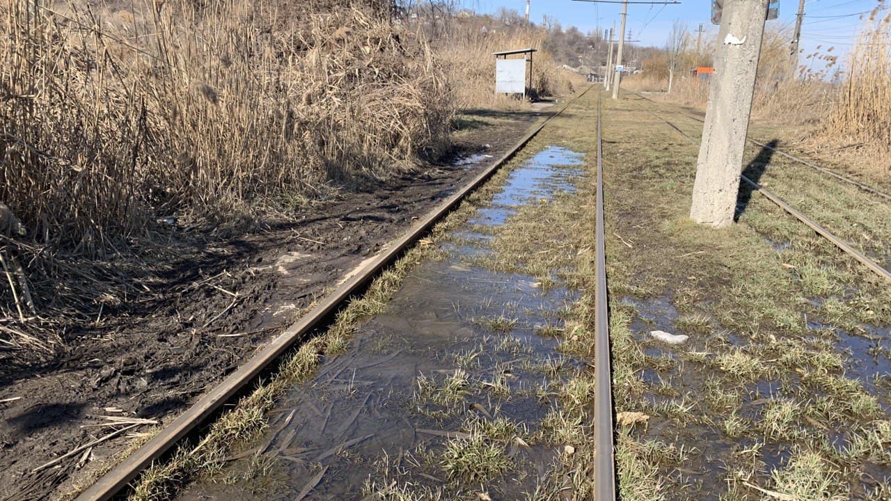 Трамвайные рельсы. Фото автора