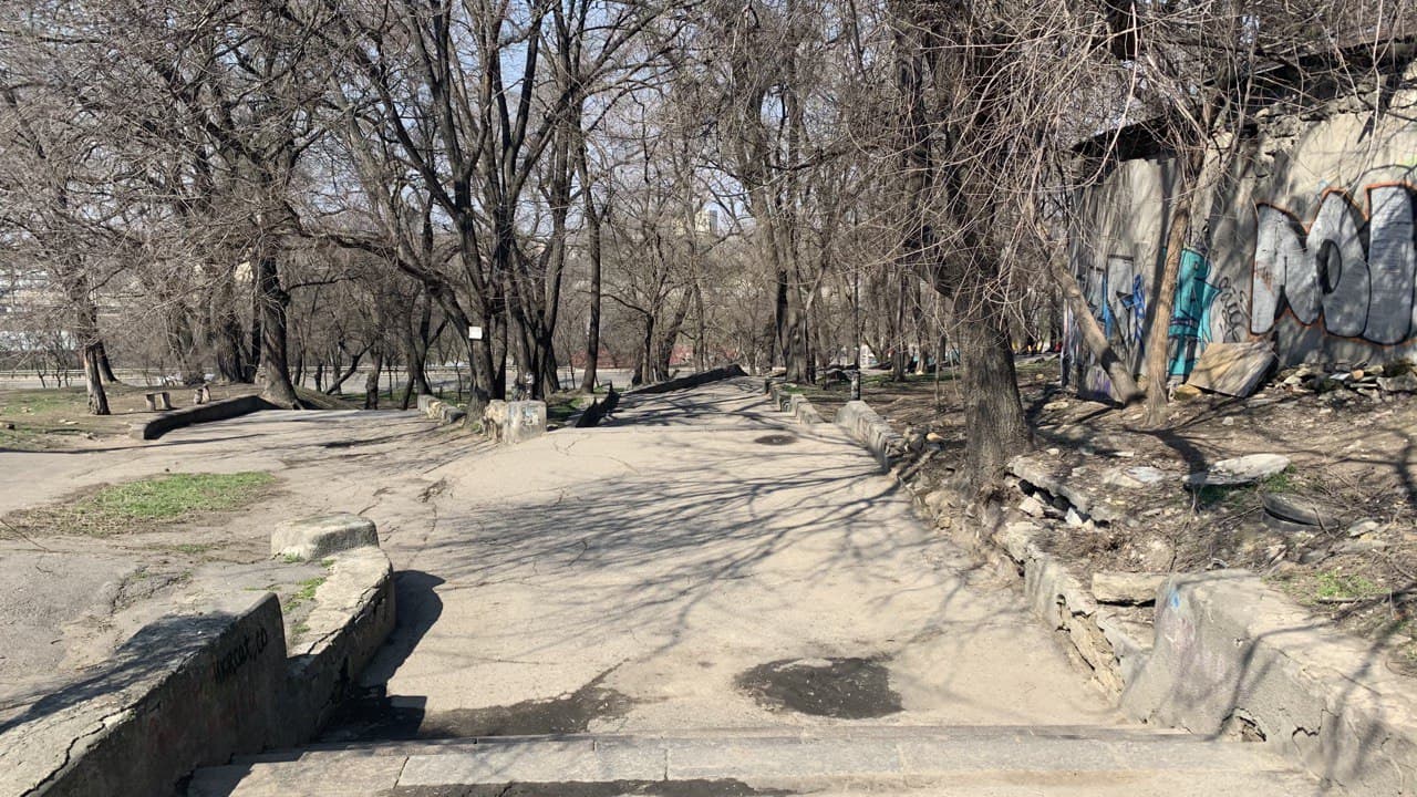 Херсонский сквер в Одессе. Фото автора