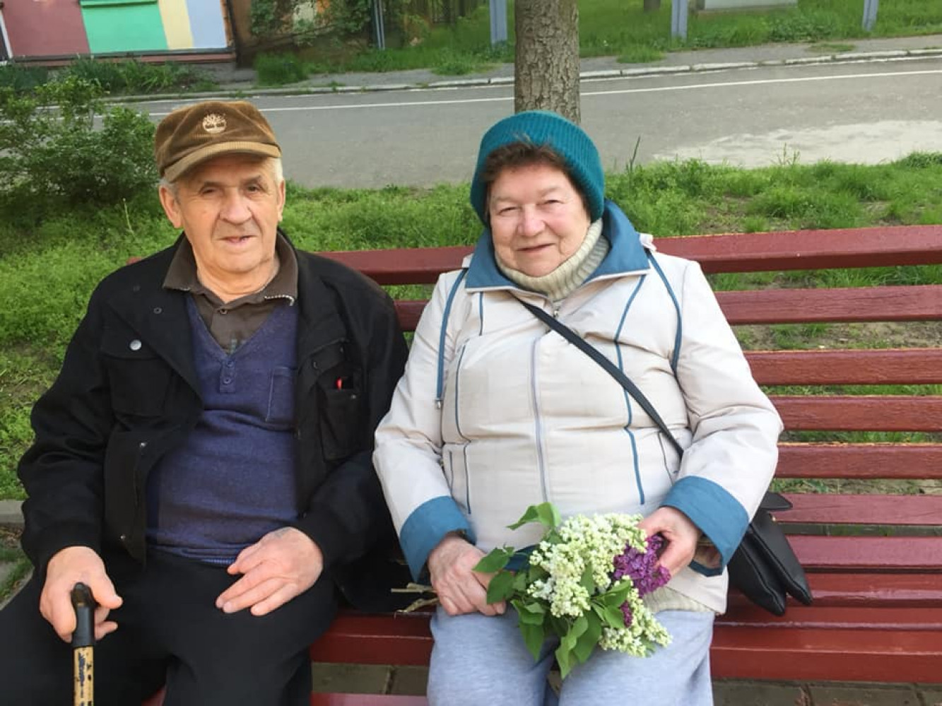 Дедушка с избранницей. Фото: Катя Кастури