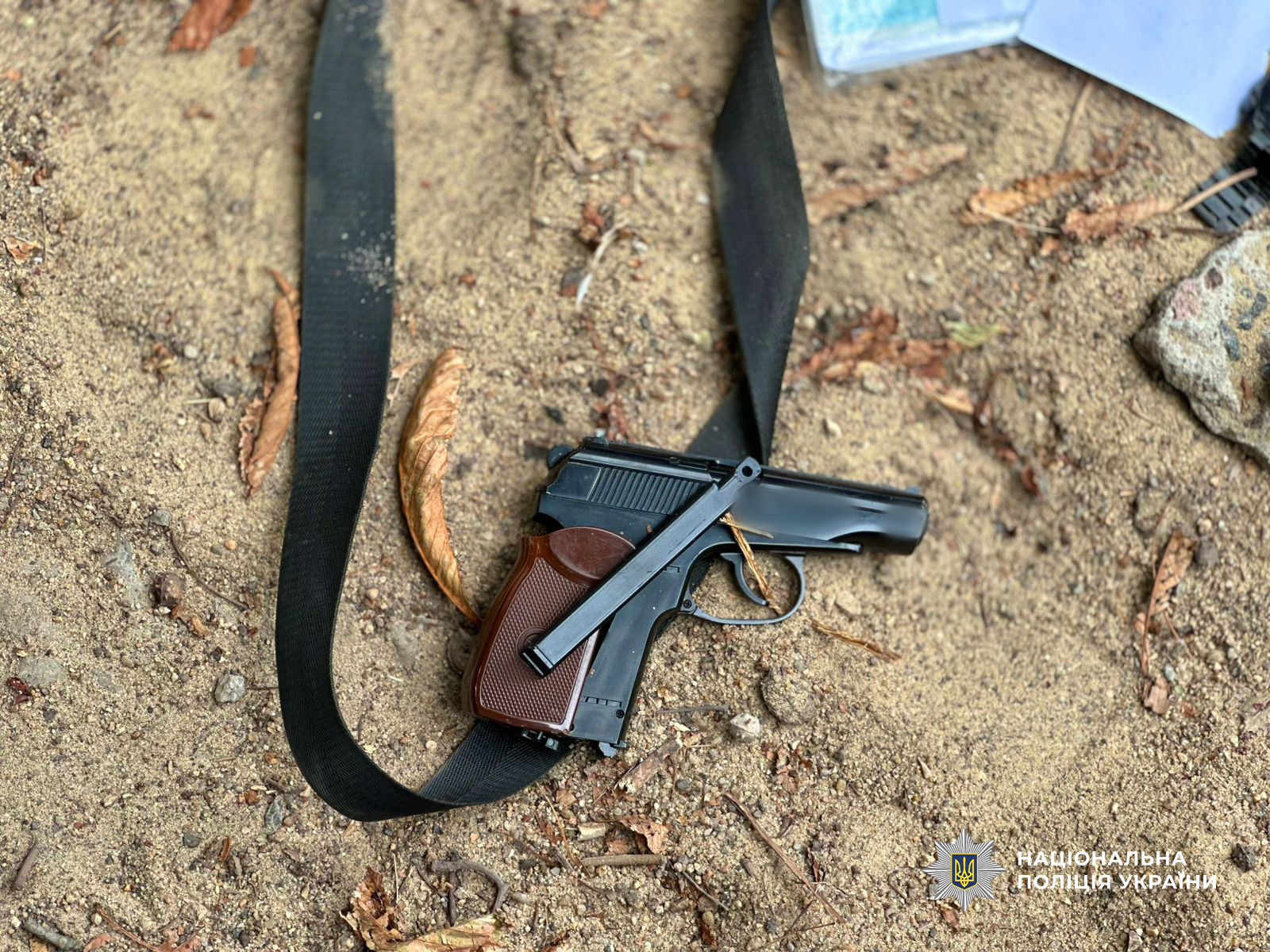 В Одесі судитимуть чоловіка, який погрожував пістолетом таксисту та намагався заволодіти його автомобілем.  фото: ГУНП в Одеській області